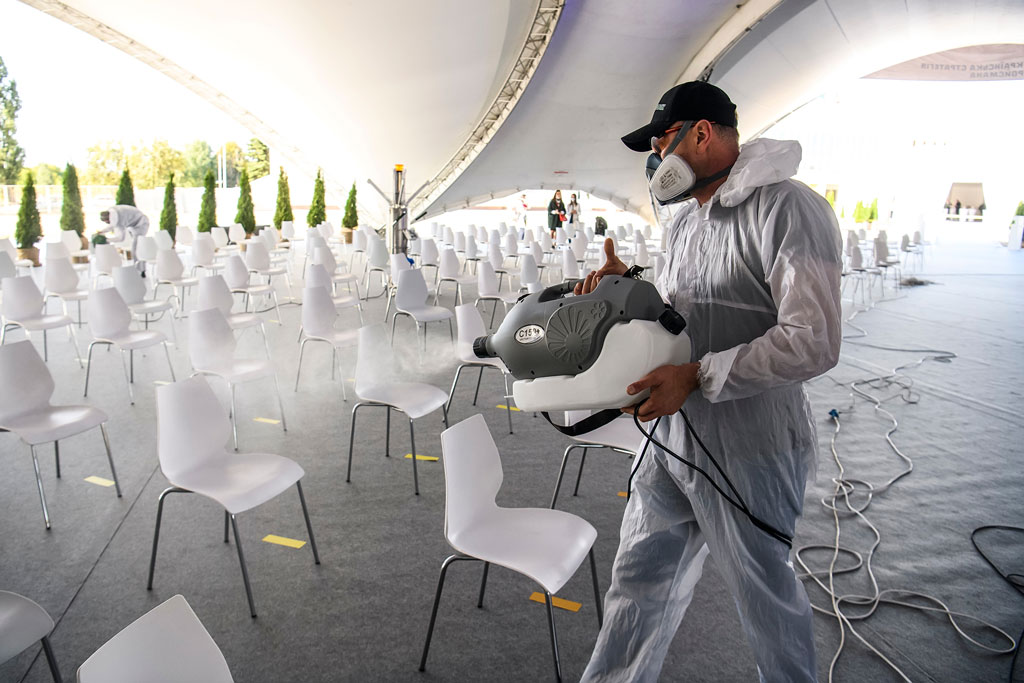 Event Cleaning Services: What Happens Before, During, and After an Event?